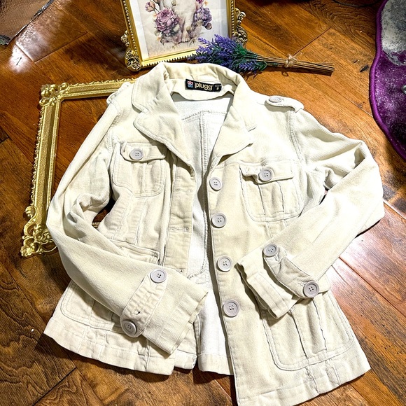 Woman’s cream-colored Russian made Jacket - Picture 1 of 8